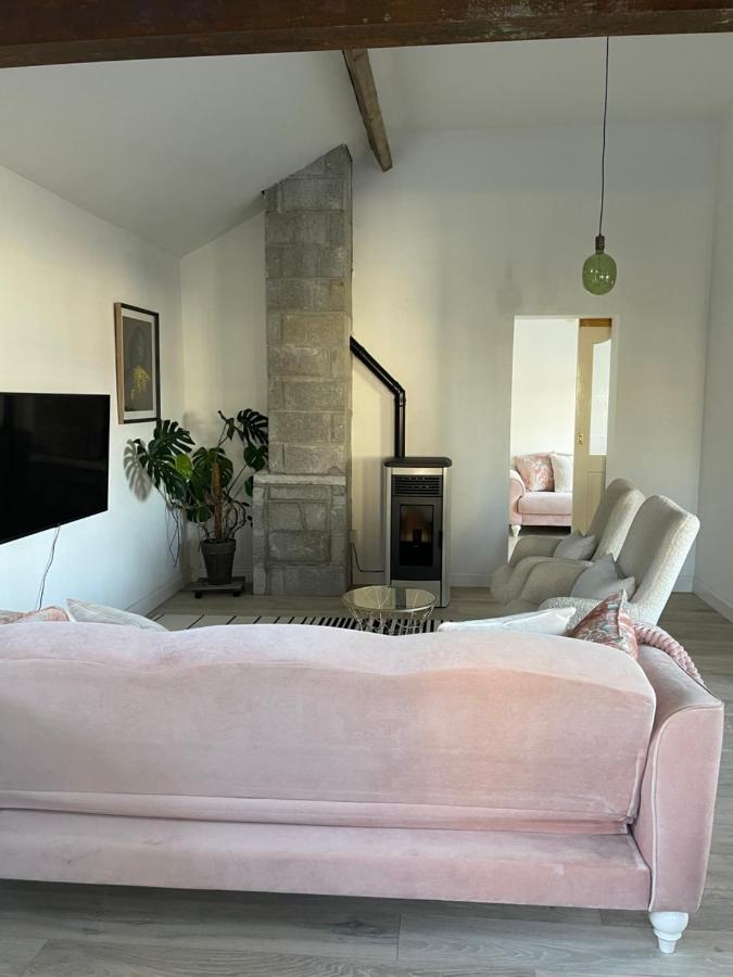 Cosy Apartment With Fire Stove Athlone Bagian luar foto