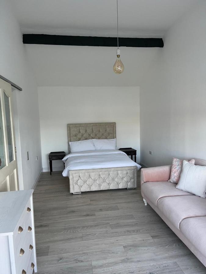 Cosy Apartment With Fire Stove Athlone Bagian luar foto